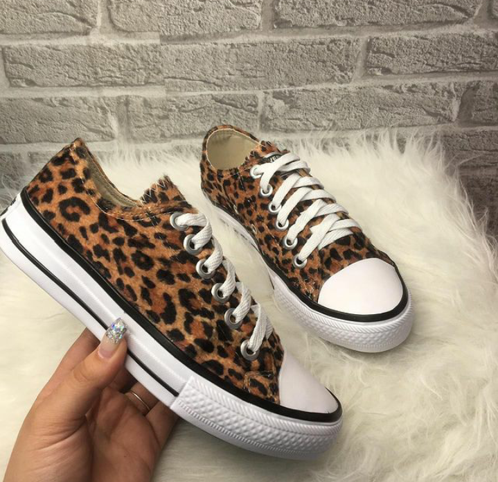 Tênis Cano Curto Animal Print